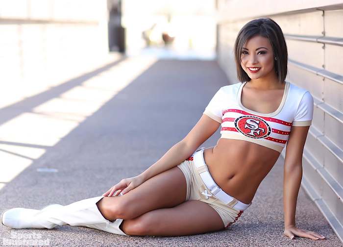 00-Individuals-01-Pro_Bowl_Cheer-BY-0501_0.jpg